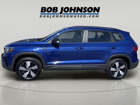 Used 2023 Volkswagen Taos S AWD/4WD image 6