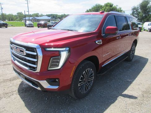 New 2026 GMC Yukon XL Elevation w/ Elevation Premium Package AWD/4WD image 9