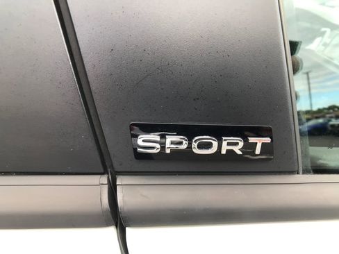 Used 2023 Volkswagen Jetta Sport image 29