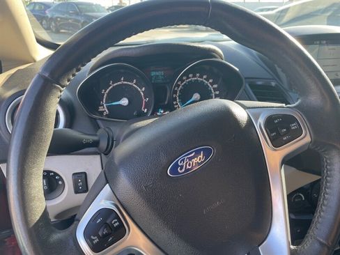 Used 2017 Ford Fiesta Titanium image 7