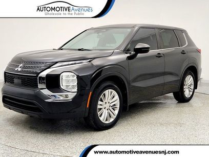 Used 2022 Mitsubishi Outlander ES