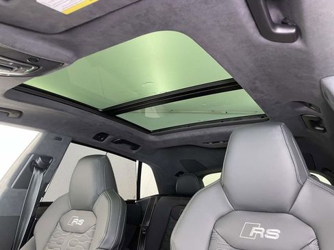 New 2026 Audi RS Q8 performance image 18