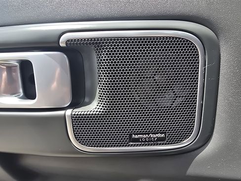 Used 2007 Land Rover Range Rover HSE image 11