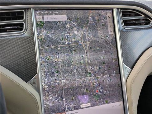 Used 2017 Tesla Model X P100D image 13