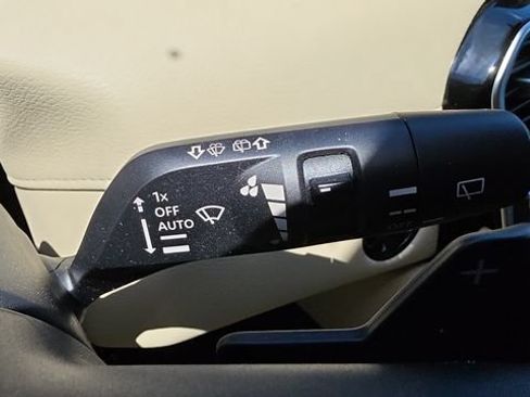 Used 2025 Nissan Armada Platinum AWD/4WD image 17
