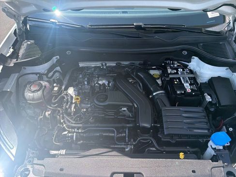 Used 2023 Volkswagen Taos S w/ Driver Assistance Package FWD image 32