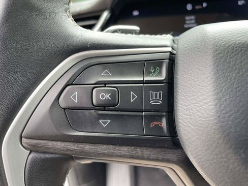 Used 2022 Jeep Grand Cherokee L Limited w/ Luxury Tech Group II AWD/4WD image 9