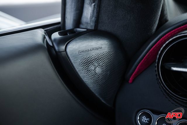 Used 2024 McLaren 750S Spider RWD image 28