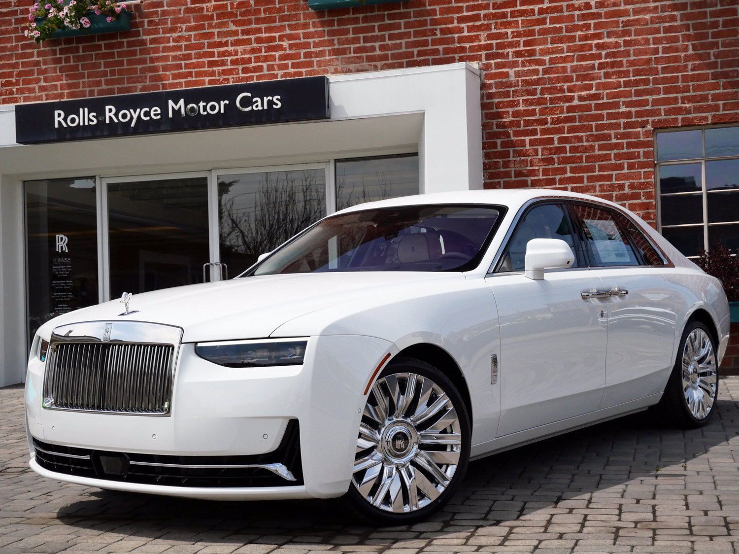 Certified 2025 Rolls-Royce Ghost AWD/4WD image 1