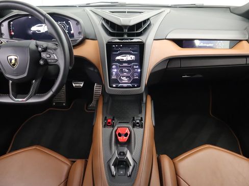 Used 2024 Lamborghini Revuelto AWD/4WD image 13