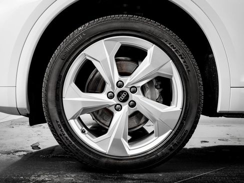 Used 2023 Audi Q5 2.0T Premium Plus w/ Premium Plus Package image 13