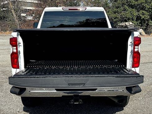 Used 2022 Chevrolet Silverado 2500 LT w/ Convenience Package image 30