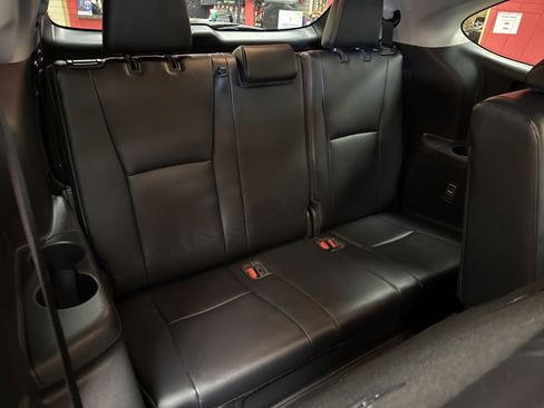 Used 2022 Toyota Highlander XLE image 22