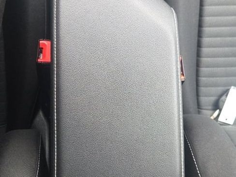 Used 2025 Volkswagen Jetta S FWD image 30