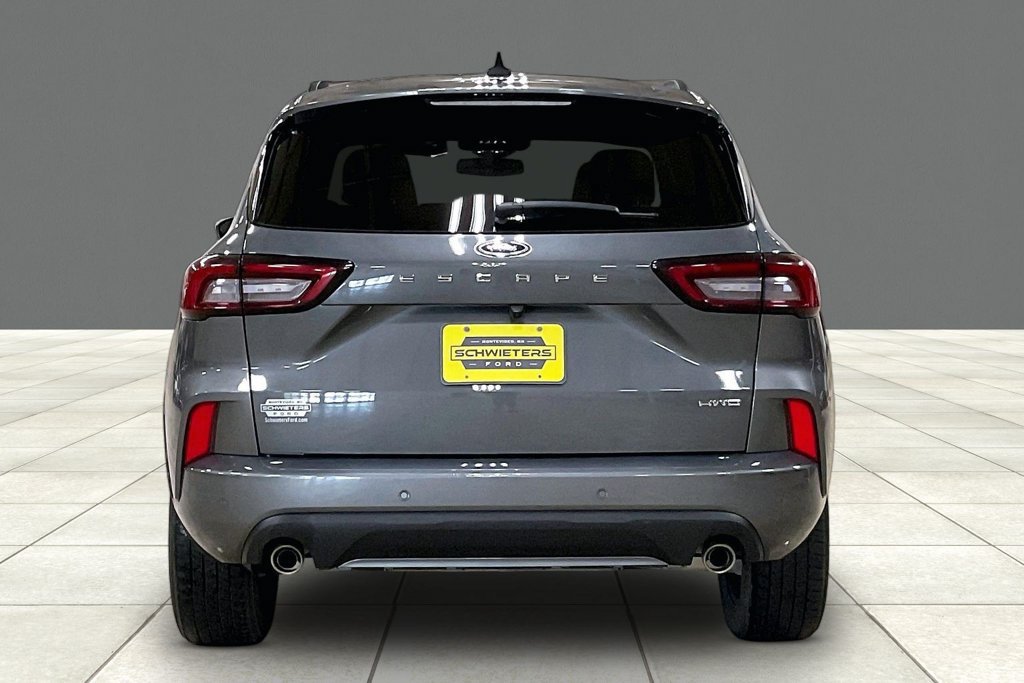 Certified 2025 Ford Escape ST-Line Elite AWD/4WD image 4