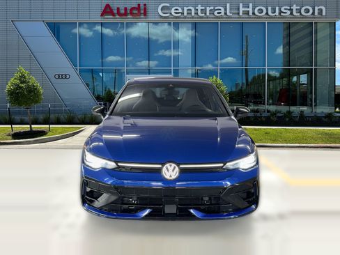 Used 2025 Volkswagen Golf w/ Euro Style Package image 6