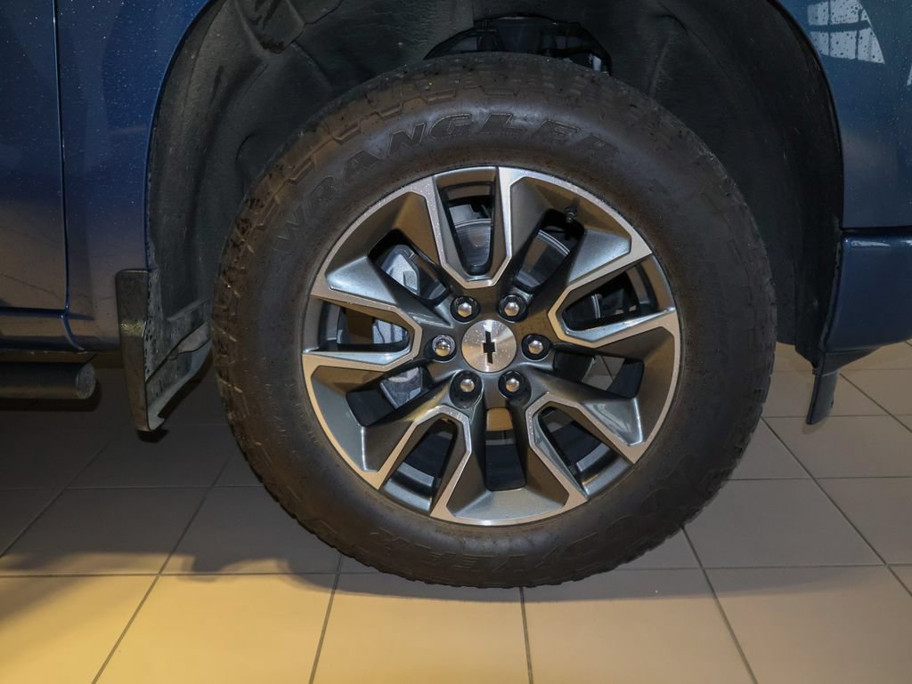Used 2024 Chevrolet Silverado 1500 RST w/ Z71 Off-Road Package AWD/4WD image 29