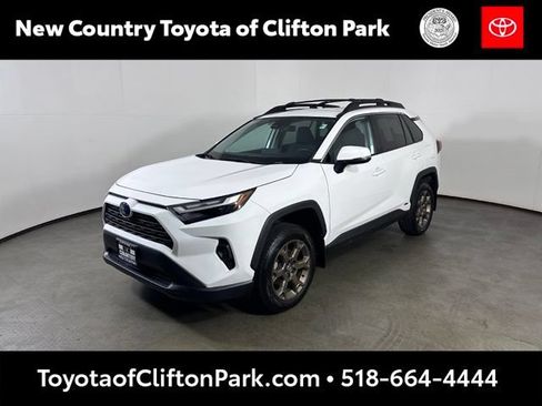 Used 2023 Toyota RAV4 AWD Hybrid image 7