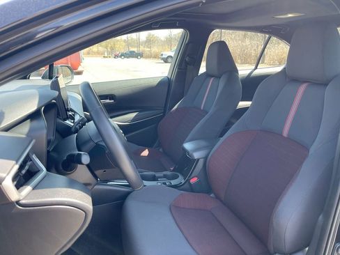Certified 2024 Toyota Corolla SE w/ SE Premium Package FWD image 10