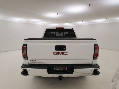 Used 2018 GMC Sierra 1500 SLT image 4