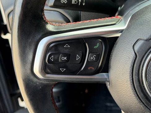 Used 2018 Jeep Wrangler Unlimited Rubicon AWD/4WD image 37