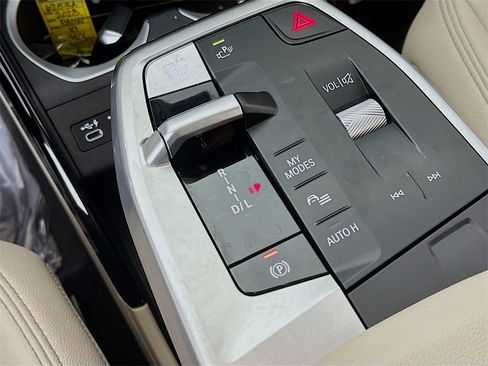 Used 2023 BMW X1 xDrive28i w/ Premium Package image 20