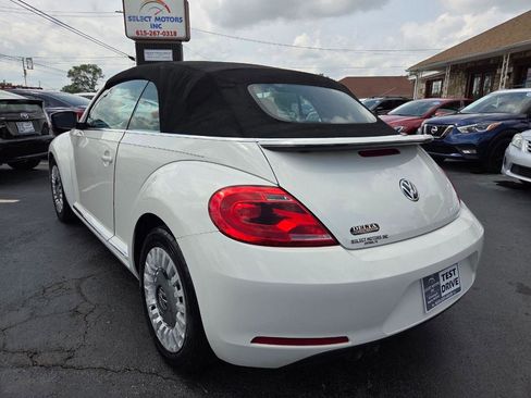Used 2013 Volkswagen Beetle 2.5 FWD image 4