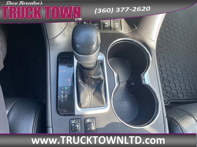 Used 2018 Toyota Highlander XLE AWD/4WD image 32