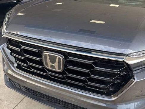 Used 2023 Honda CR-V EX-L image 12