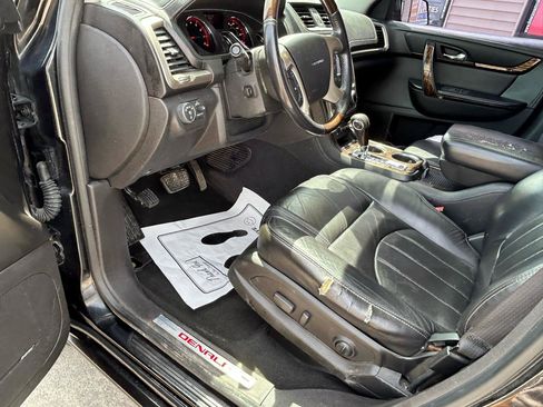 Used 2013 GMC Acadia Denali FWD image 10