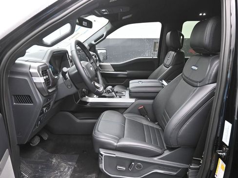 New 2025 Ford F150 Platinum w/ FX4 Off-Road Package image 18