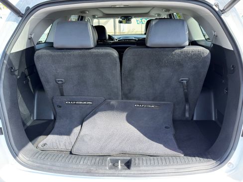 Used 2020 Kia Sorento EX image 16