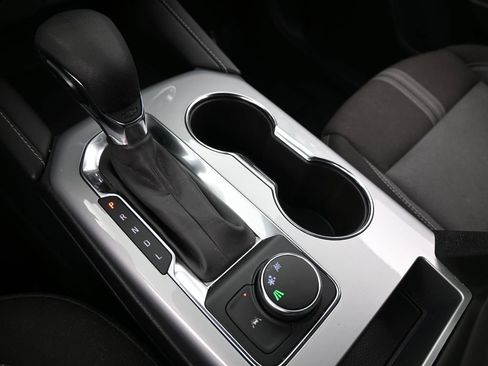 Used 2024 Chevrolet Blazer LT image 25