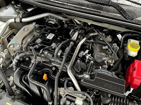 Used 2024 Nissan Sentra SV FWD image 33