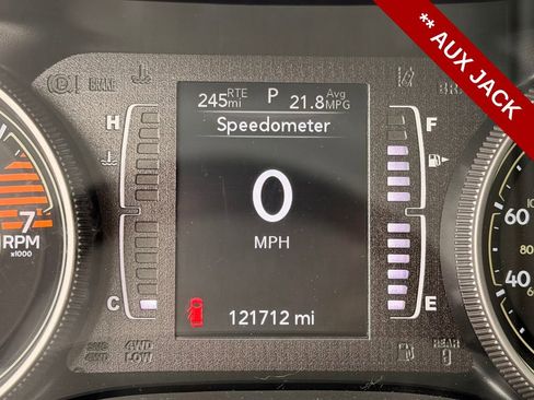 Used 2019 Jeep Cherokee Sport w/ Cold Weather Group AWD/4WD image 18