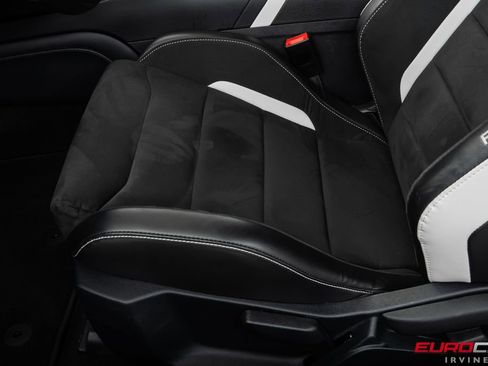 Used 2021 Ford Mustang Shelby GT500 w/ Carbon Fiber Track Pack RWD image 49