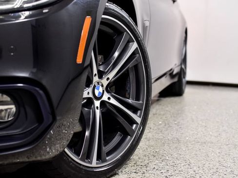 Used 2019 BMW 430i Coupe w/ Convenience Package RWD image 10