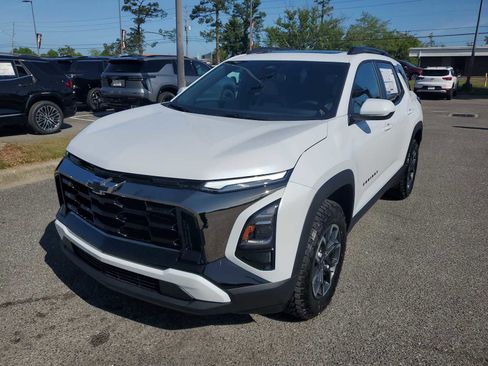 New 2026 Chevrolet Equinox ACTIV FWD image 1