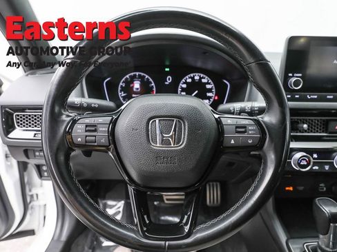 Used 2022 Honda Civic Sport image 10