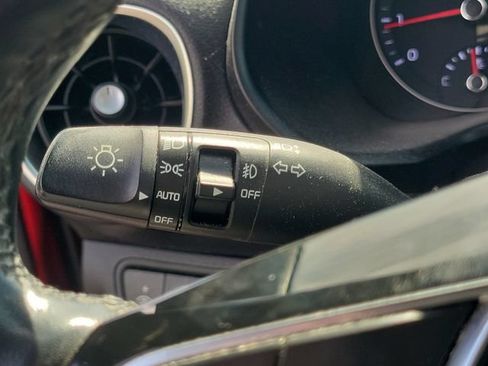 Used 2019 Kia Forte EX FWD image 33