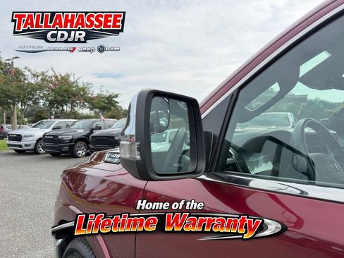 Used 2024 RAM 1500 Limited AWD/4WD image 10