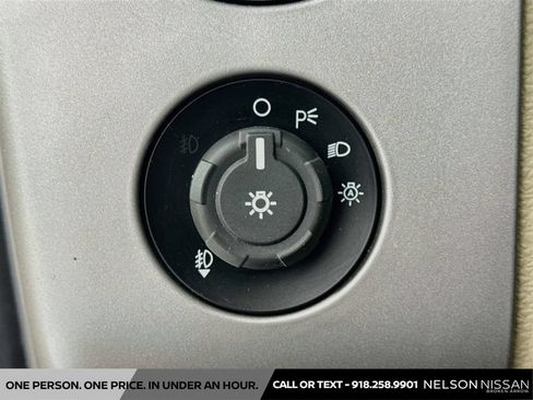 Used 2016 Ford Expedition XLT w/ Equipment Group 201A RWD image 10