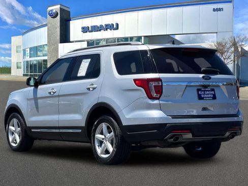 Used 2018 Ford Explorer XLT FWD image 8