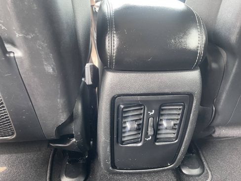 Used 2021 Dodge Durango SXT AWD/4WD image 23