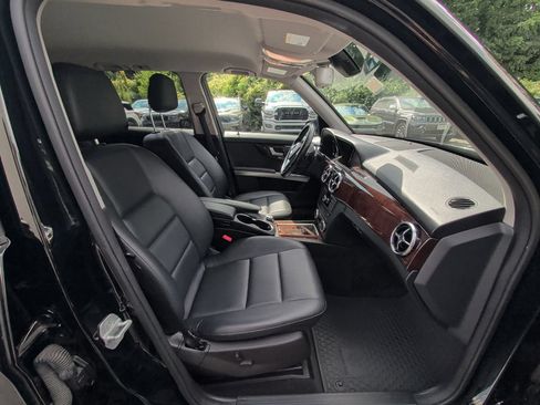 Used 2013 Mercedes-Benz GLK 350 4MATIC image 16