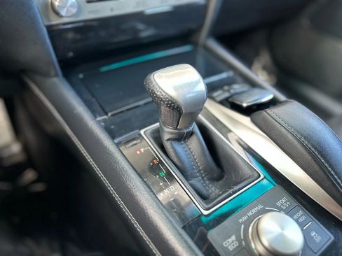 Used 2014 Lexus LS 460 LS 460 Sedan 4D w/ F Sport Package image 24