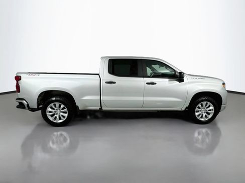 Used 2022 Chevrolet Silverado 1500 Custom AWD/4WD image 8