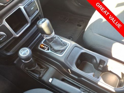 Used 2018 Jeep Wrangler Sport image 28