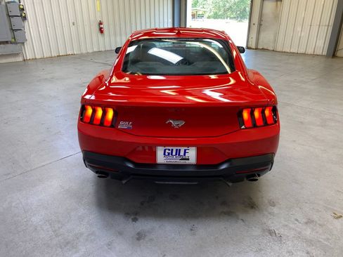 Used 2026 Ford Mustang Premium RWD image 7
