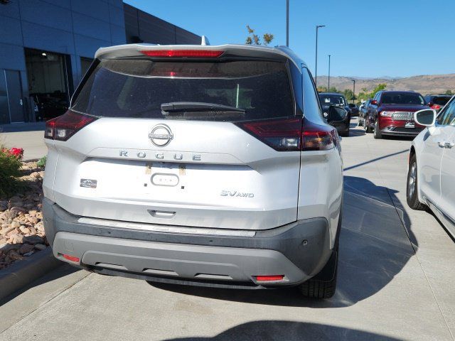 Used 2023 Nissan Rogue SV w/ SV Premium B Package AWD/4WD image 3